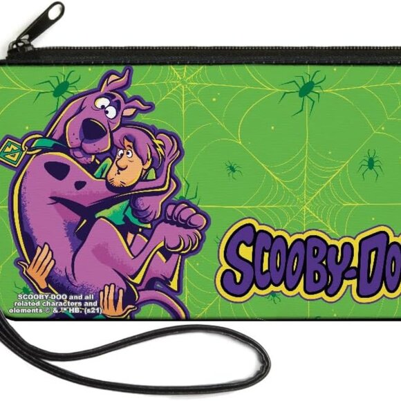 Women's Nylon Zip Wallet Scooby Doo Large 8x5 Clutch with Card Slots - Picture 1 of 3